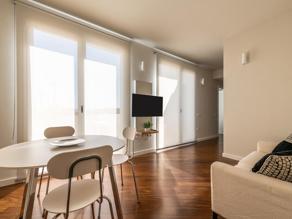 Апартаменты Penthouse Center Кальяри Экстерьер фото